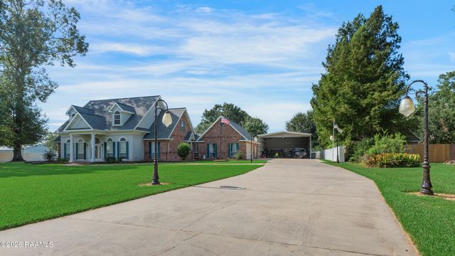 618 Lucerne Drive, New Iberia, LA 70563