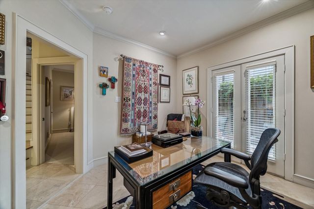 2415 W Main Street, Houston, TX 77098