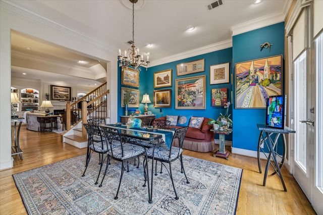 2415 W Main Street, Houston, TX 77098