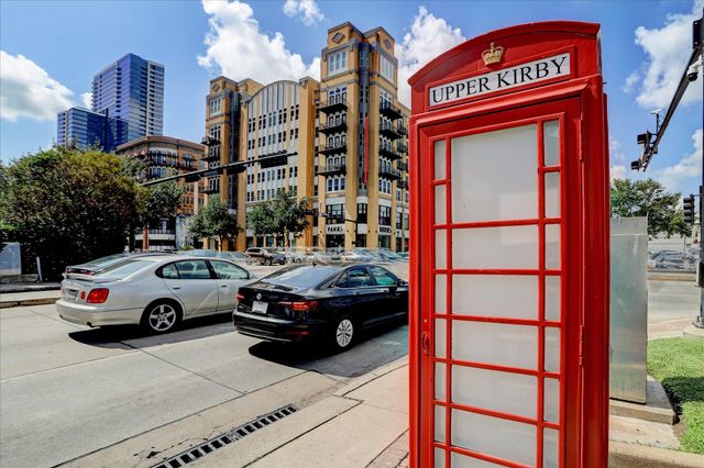 2415 W Main Street, Houston, TX 77098