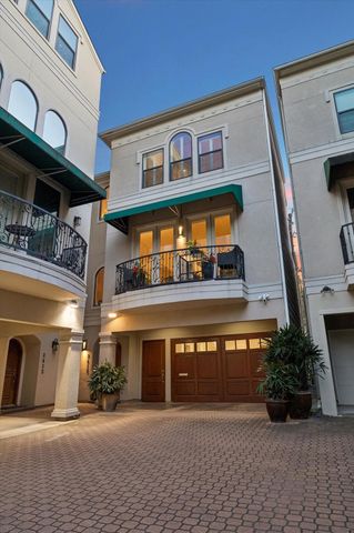 2415 W Main Street, Houston, TX 77098