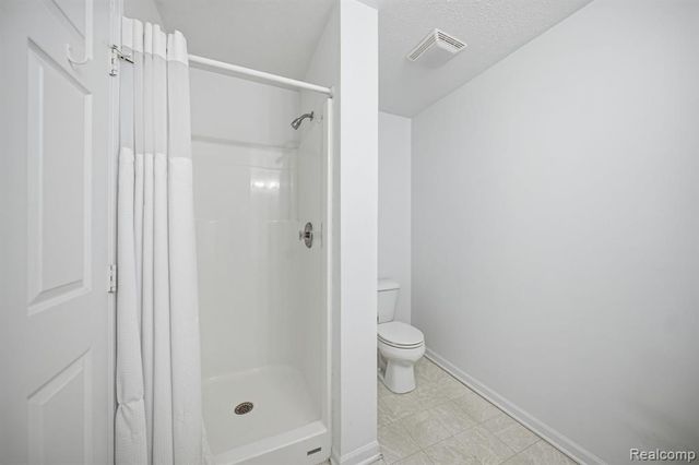 1474 Millbrook Trail, Ann Arbor, MI 48108