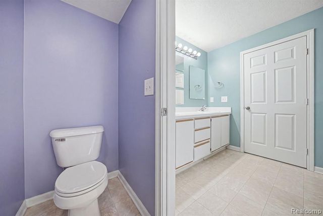 1474 Millbrook Trail, Ann Arbor, MI 48108