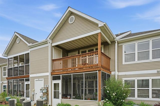 1474 Millbrook Trail, Ann Arbor, MI 48108