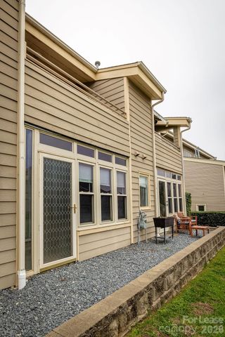 14623 Waterside Drive, Charlotte, NC 28278