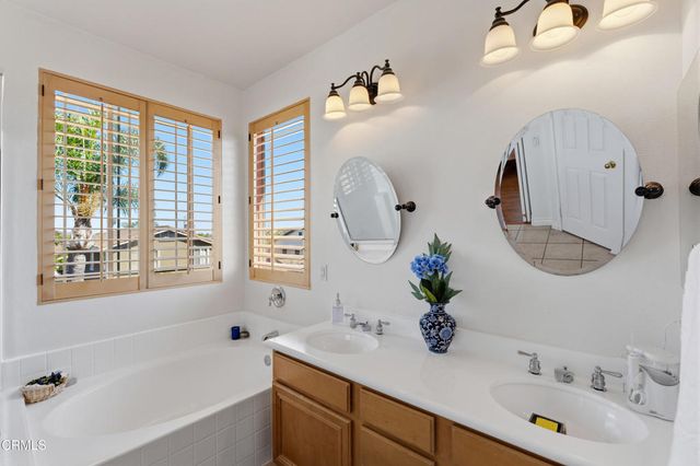 100 Ford Avenue, Ventura, CA 93003