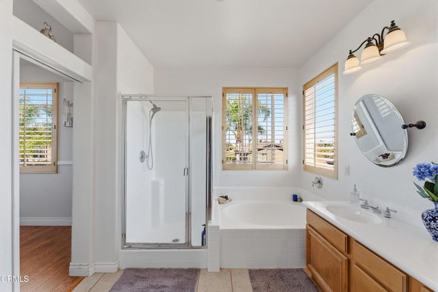 100 Ford Avenue, Ventura, CA 93003