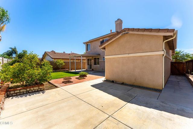 100 Ford Avenue, Ventura, CA 93003