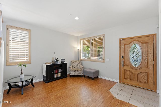 100 Ford Avenue, Ventura, CA 93003