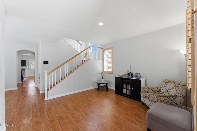 100 Ford Avenue, Ventura, CA 93003