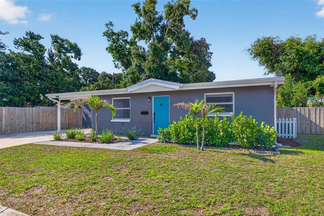 4750 39TH AVENUE N, St Petersburg, FL 33714