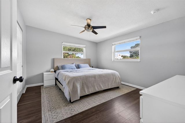 4750 39TH AVENUE N, St Petersburg, FL 33714