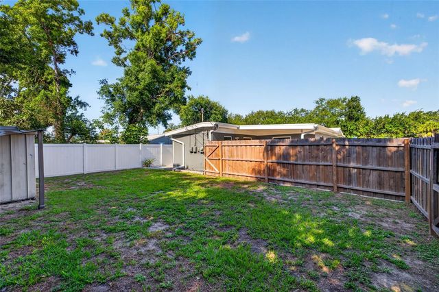 4750 39TH AVENUE N, St Petersburg, FL 33714