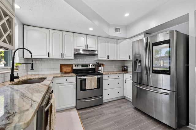 4750 39TH AVENUE N, St Petersburg, FL 33714