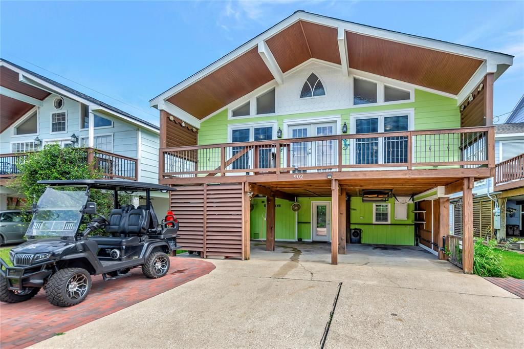 902 Grove Road, Clear Lake Shores, TX 77565