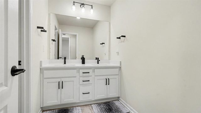 5512 E Spaniel Drive, Ann Arbor, MI 48108