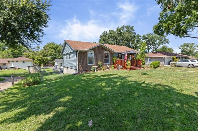 130 N 80th Terrace, Kansas City, KS 66111