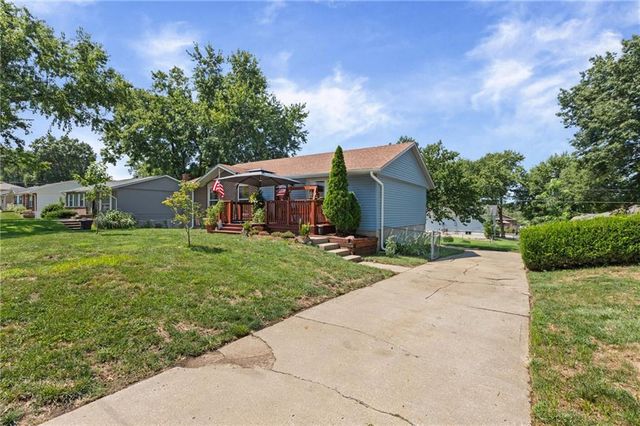 130 N 80th Terrace, Kansas City, KS 66111
