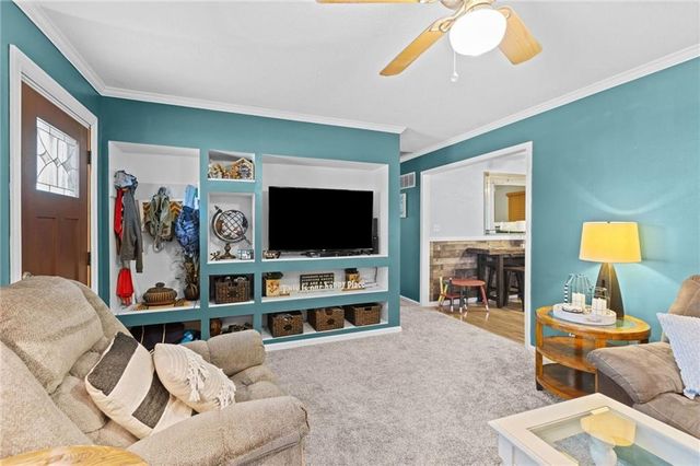 130 N 80th Terrace, Kansas City, KS 66111