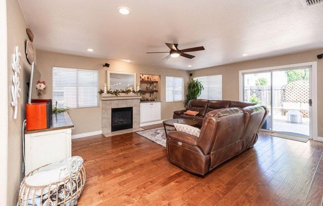 3076 Sherman Isl Rd, West Sacramento, CA 95691