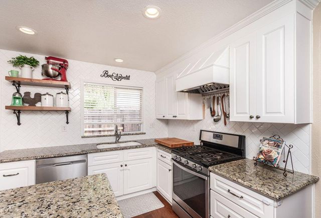 3076 Sherman Isl Rd, West Sacramento, CA 95691