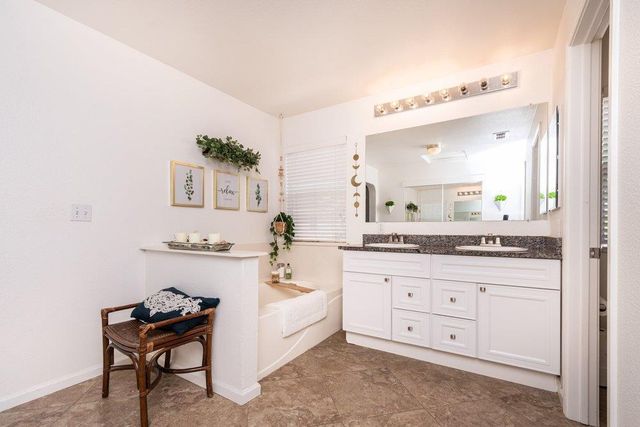 3076 Sherman Isl Rd, West Sacramento, CA 95691