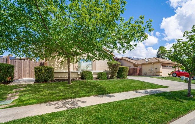 3076 Sherman Isl Rd, West Sacramento, CA 95691