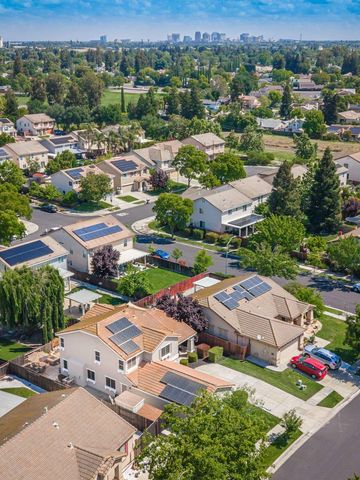 3076 Sherman Isl Rd, West Sacramento, CA 95691