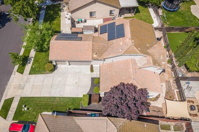 3076 Sherman Isl Rd, West Sacramento, CA 95691