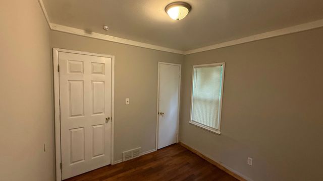 16172 Fenton Street, Detroit, MI 48219