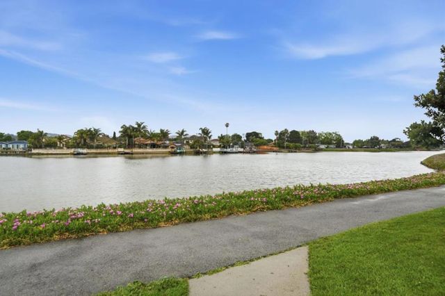 902 Virgo Lane, Foster City, CA 94404