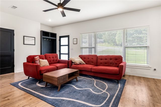 4 Sable Lane, Bella Vista, AR 72715