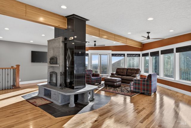 7777 N Pierce Park Rd., Boise, ID 83714