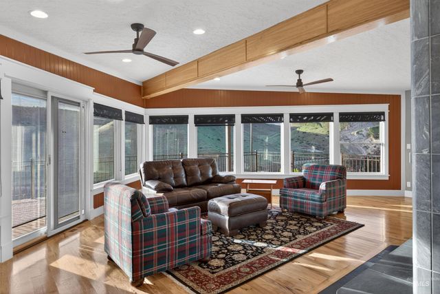 7777 N Pierce Park Rd., Boise, ID 83714