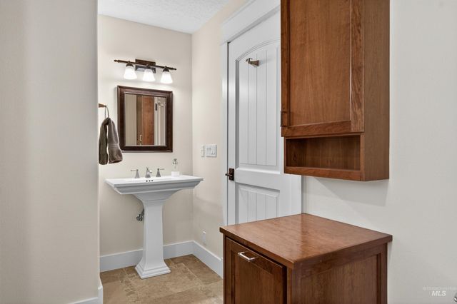 7777 N Pierce Park Rd., Boise, ID 83714