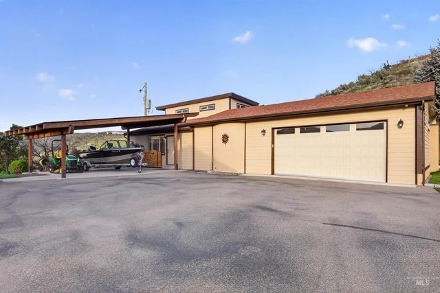 7777 N Pierce Park Rd., Boise, ID 83714