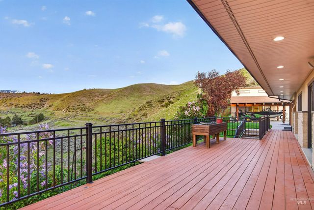 7777 N Pierce Park Rd., Boise, ID 83714