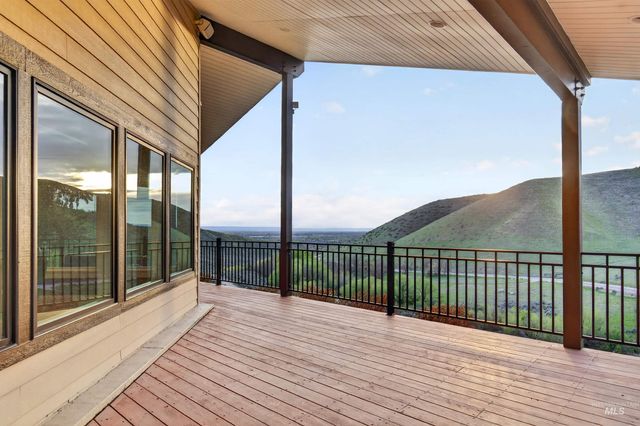 7777 N Pierce Park Rd., Boise, ID 83714