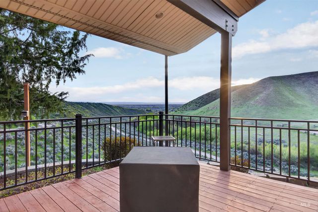 7777 N Pierce Park Rd., Boise, ID 83714