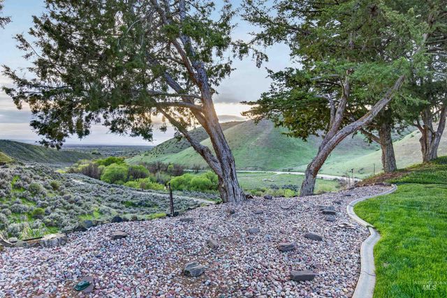 7777 N Pierce Park Rd., Boise, ID 83714