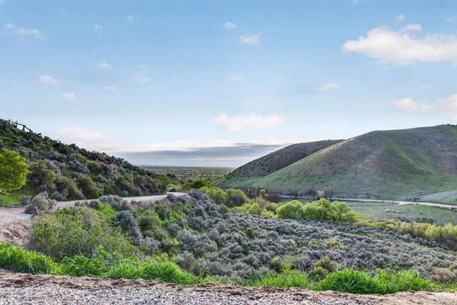 7777 N Pierce Park Rd., Boise, ID 83714