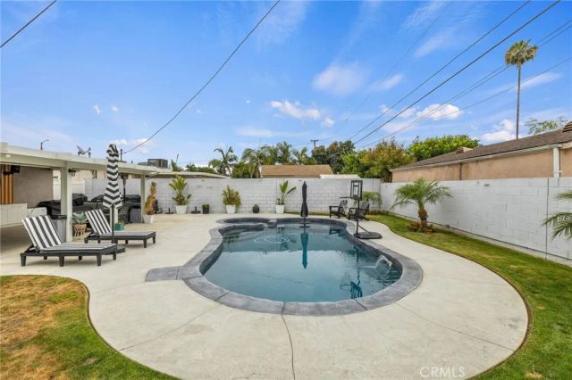 16714 E Brookport, Covina, CA 91722