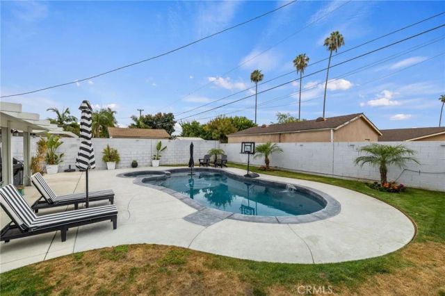 16714 E Brookport, Covina, CA 91722