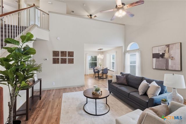 578 Briggs Dr, New Braunfels, TX 78130