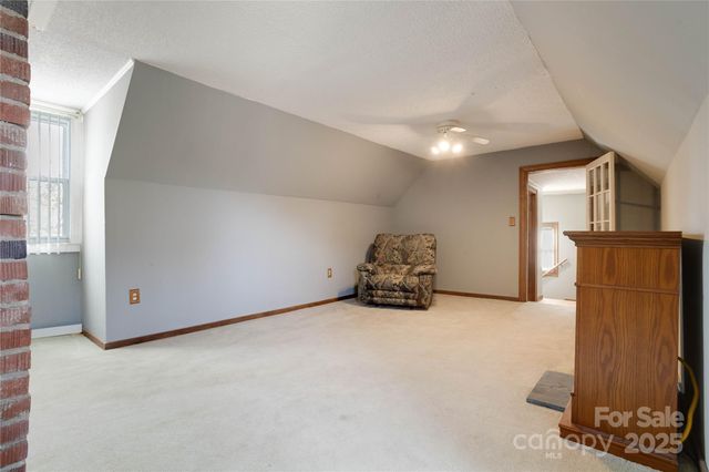 602 E Lee Avenue, Bessemer City, NC 28016