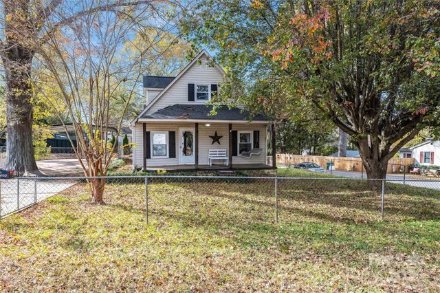 602 E Lee Avenue, Bessemer City, NC 28016