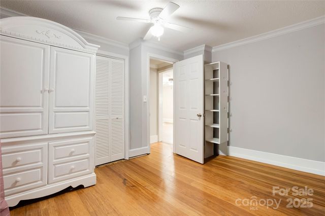 602 E Lee Avenue, Bessemer City, NC 28016