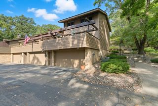 122 Birnamwood Drive, Burnsville, MN 55337