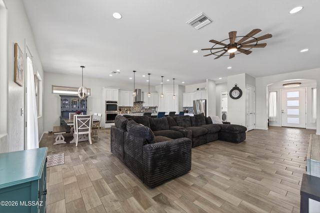 5556 E Wisteria Court, Sierra Vista, AZ 85650