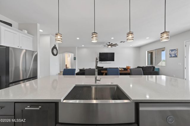 5556 E Wisteria Court, Sierra Vista, AZ 85650